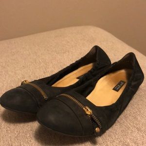 Paul Green Black with distressed nubuck ballet zipper flats